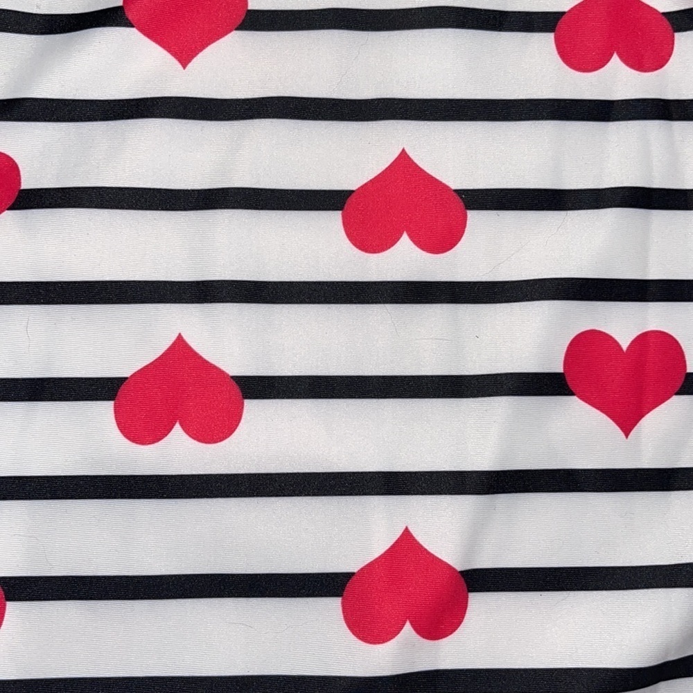 TODDLER HEART RASHGUARD - Picture 10 of 10